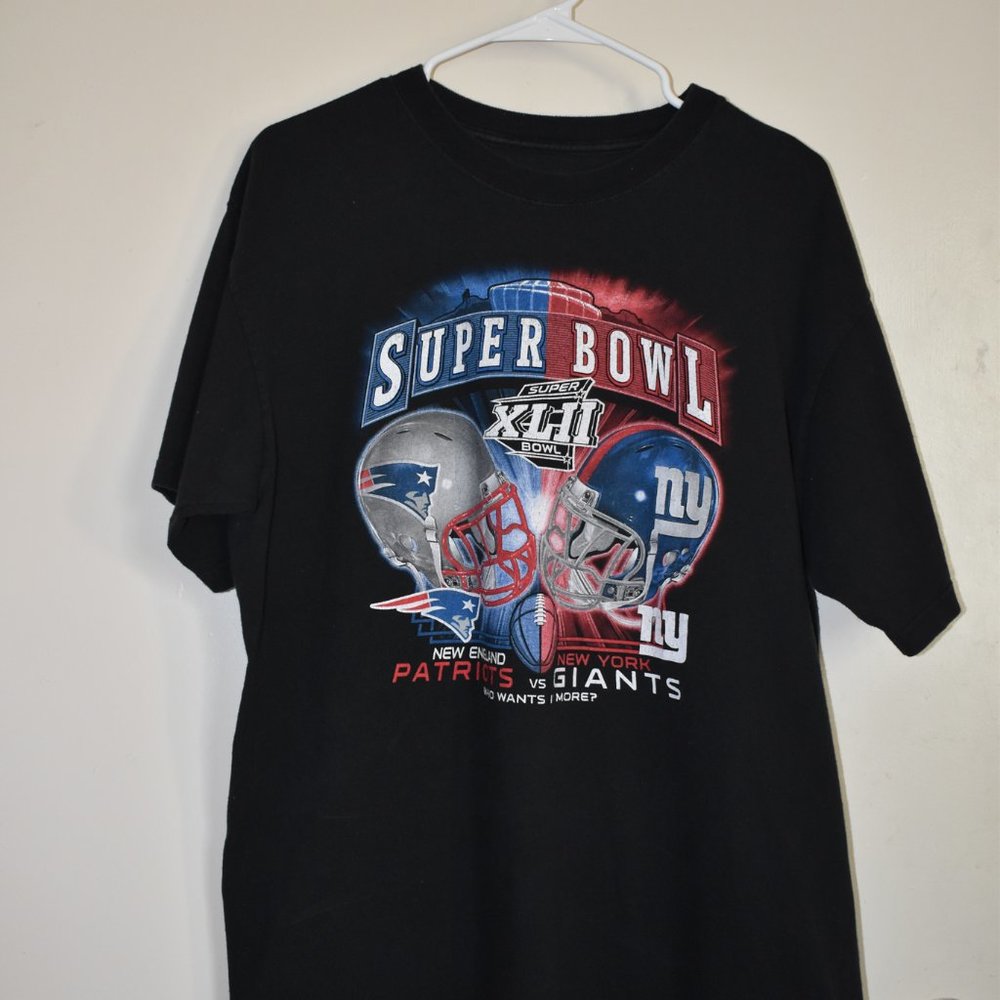 Reebok Super Bowl XLII New England Patriots New York Giants 'WHO WANTS IT MORE?'